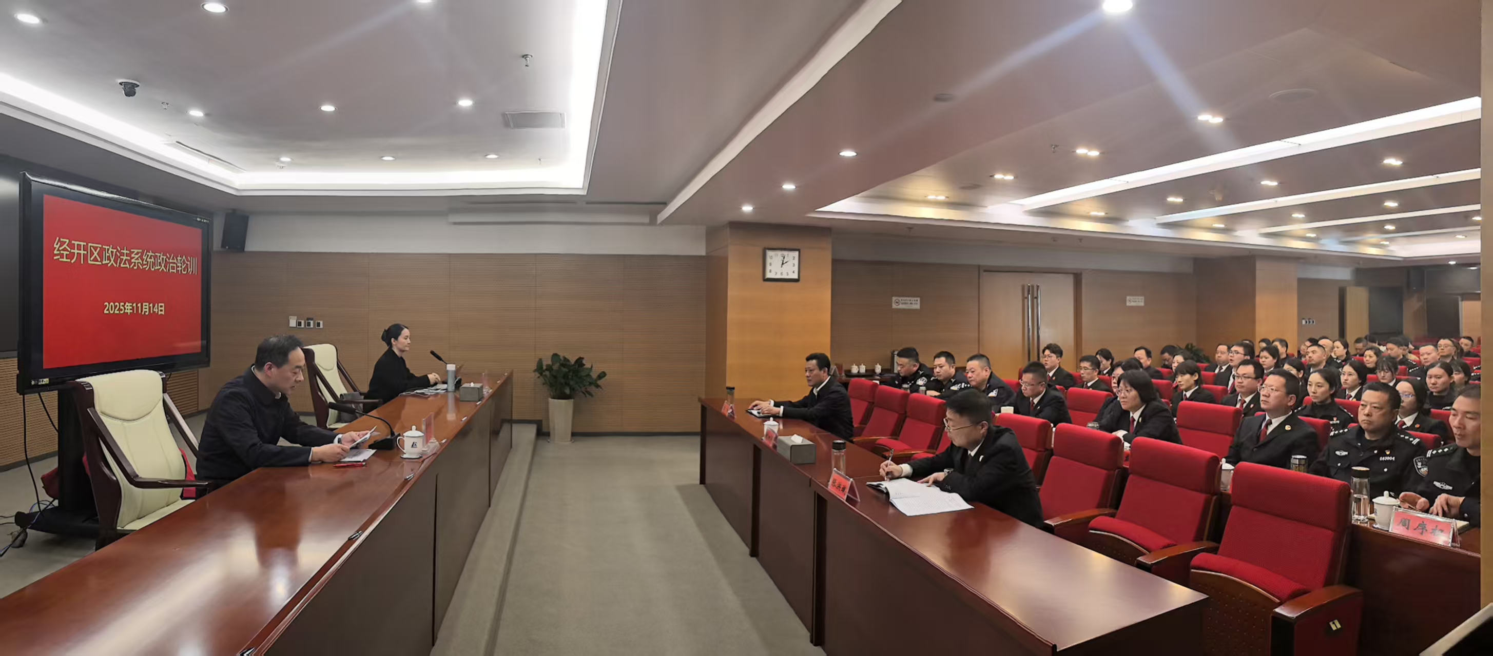 28f4bf2eb2956d58c376f2c36807b8be.jpg 28f4bf2eb2956d58c376f2c36807b8be.jpg