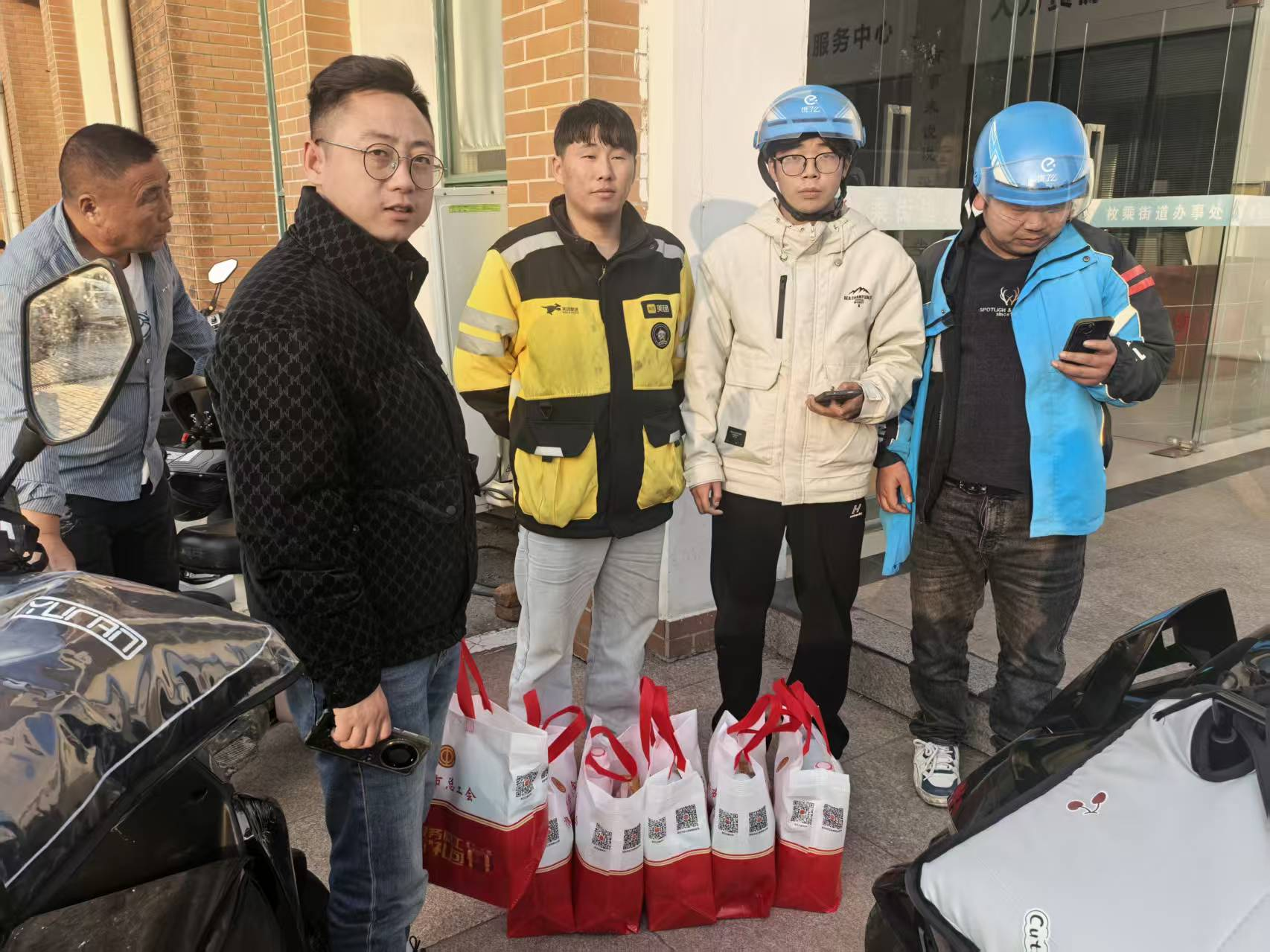 图片4.png 图片4.png