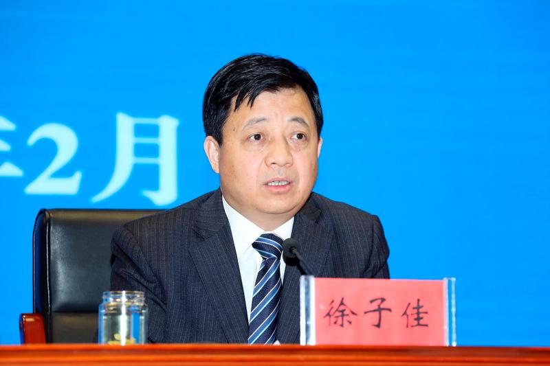 纪工委书记,监察工委主任何栩通报了2020年党风廉政建设和反腐败工作