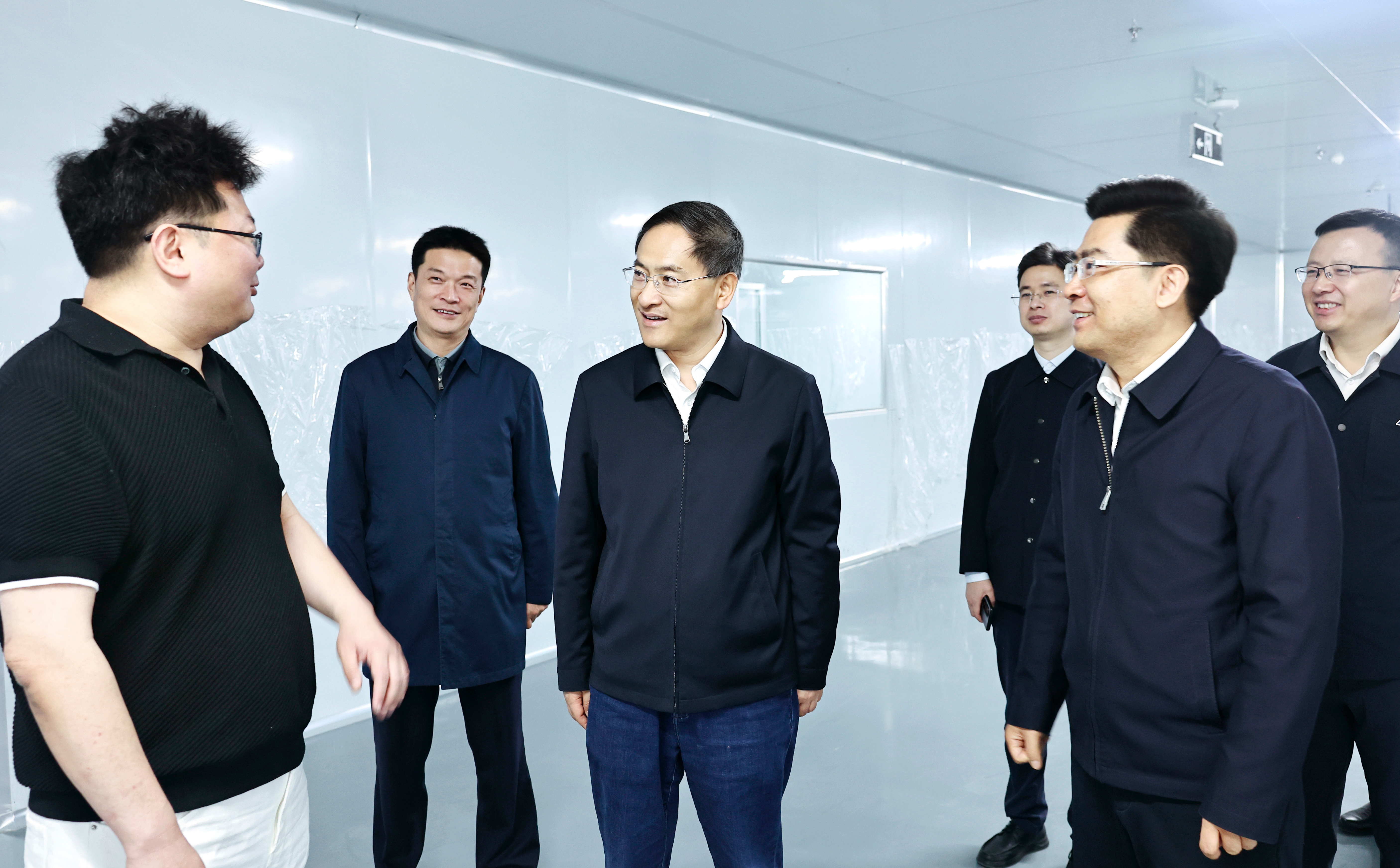 刘爱国调研推进二季度开竣工项目