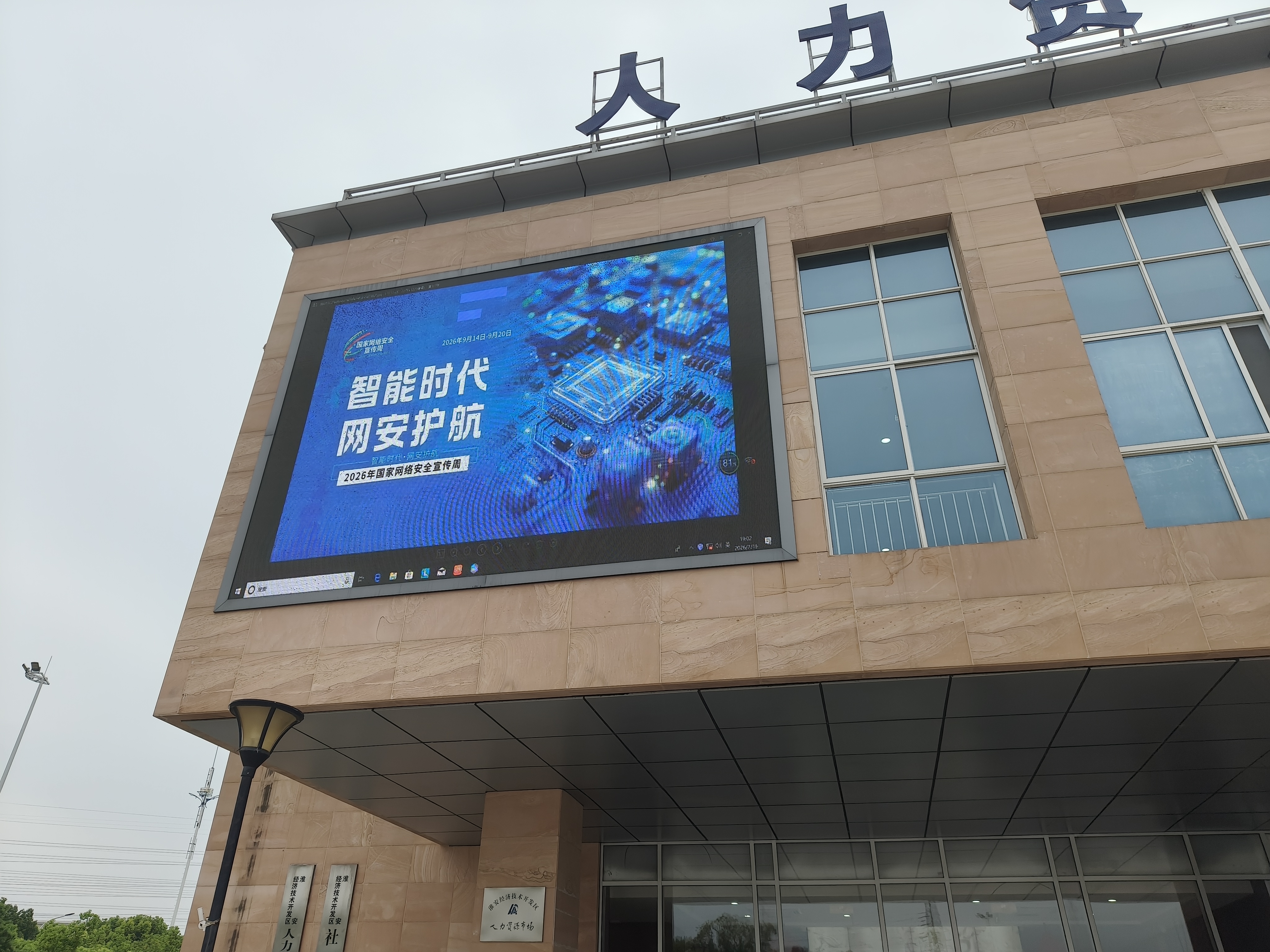 c5bbccec91954c9f8421275c6b0b2104.jpg c5bbccec91954c9f8421275c6b0b2104.jpg