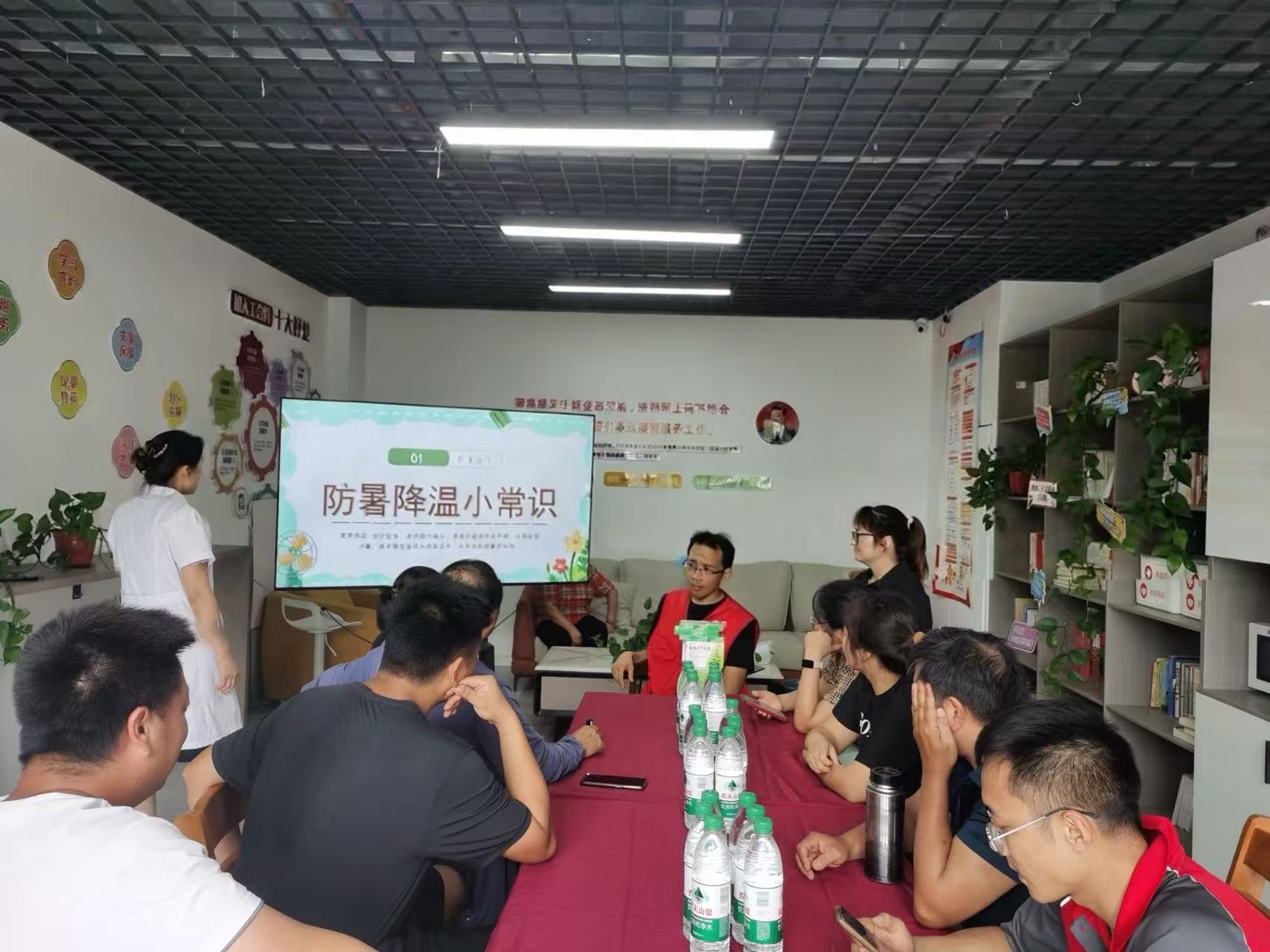 图片5.jpg 图片5.jpg
