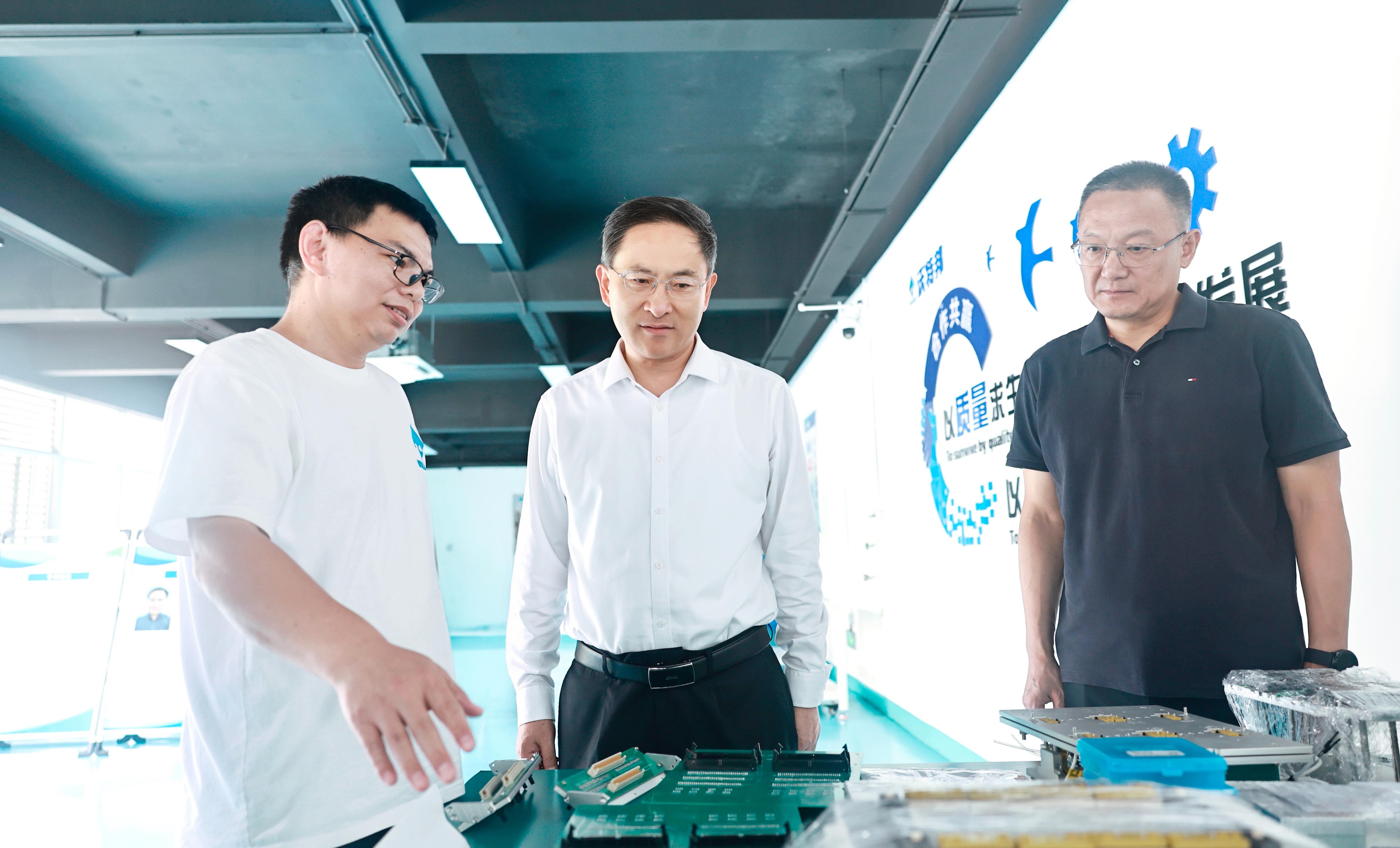 刘爱国调研推进三季度开竣工项目建设工作
